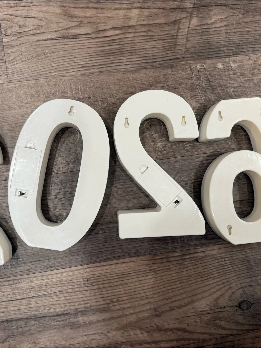 Glitter 2020 Number Marquee Signs – Gold & Burgundy